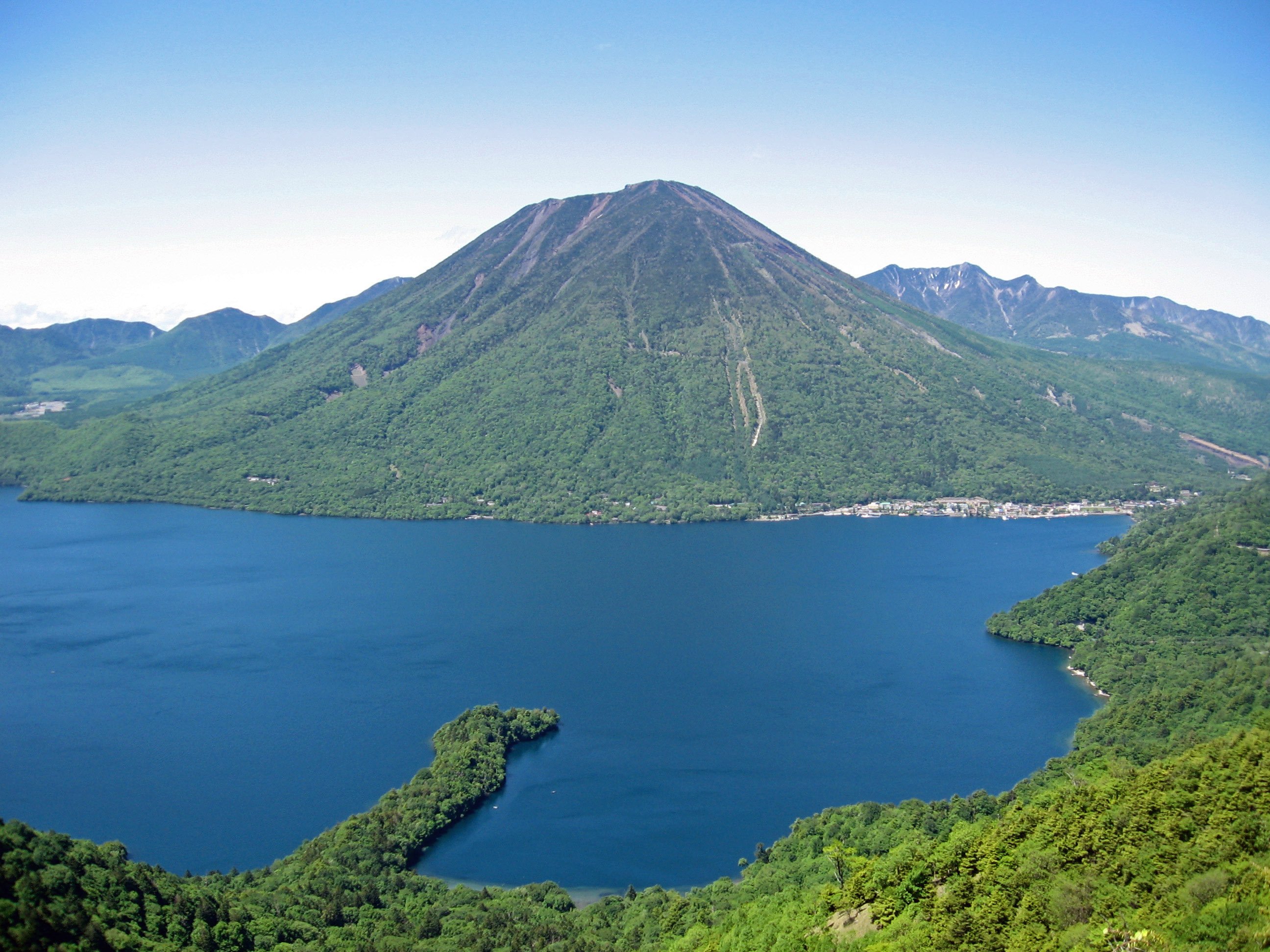 주젠지 호수 (中禅寺湖 Lake Chūzenji)
